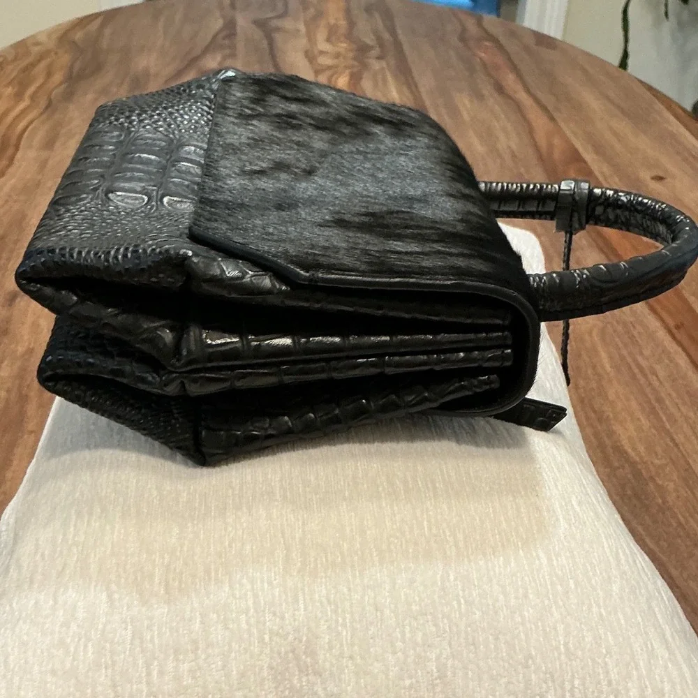 Raviani Designer‎ Top Handle Bag Black Furry Leather Alligator Embossed Purse